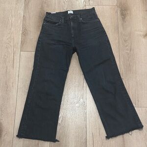 No end Cropped Black Women's Jeans